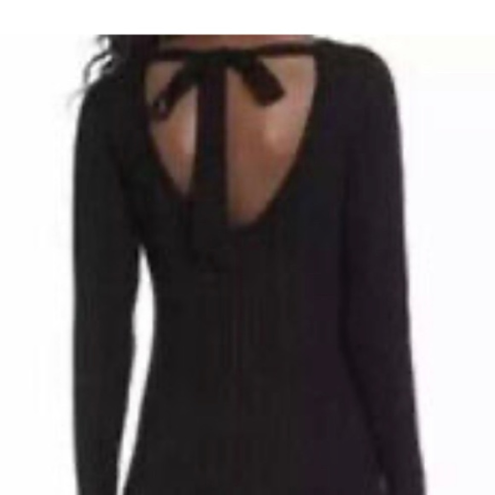 Wayf x BFF Hollie Long Sleeve Sweater Dress Color black size S.